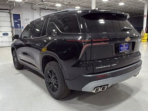 New 2026 Chevrolet Traverse LT w/ Driver Confidence Package image 9