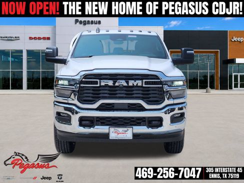New 2026 RAM 2500 Tradesman AWD/4WD image 6