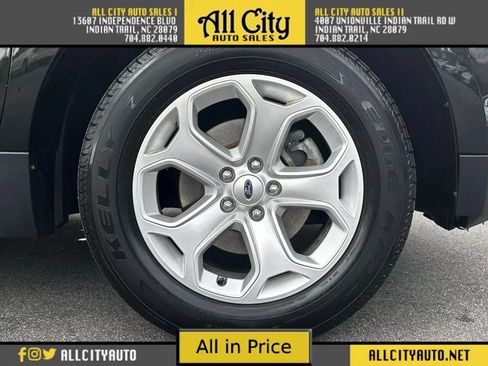 Used 2013 Ford Edge SE image 9