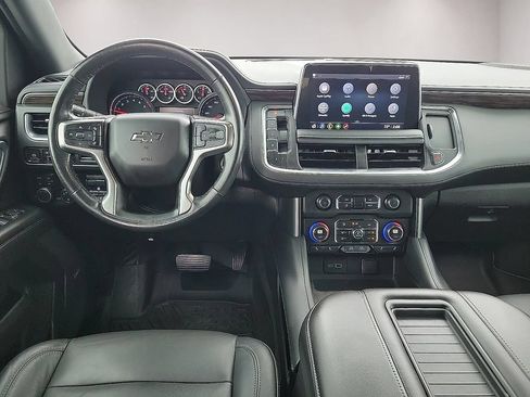 Used 2021 Chevrolet Tahoe Z71 w/ Z71 Signature Package AWD/4WD image 11