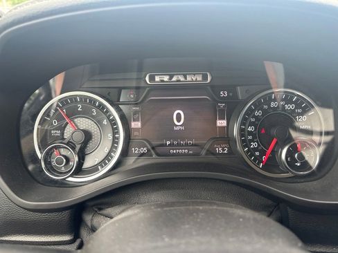 Used 2021 RAM 1500 Laramie AWD/4WD image 4