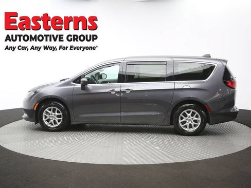 Used 2022 Chrysler Voyager LX FWD image 60