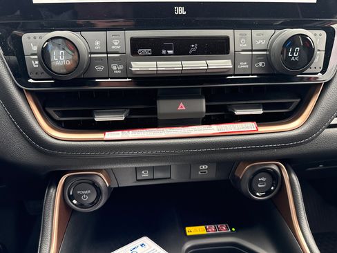 New 2026 Toyota Grand Highlander AWD Hybrid image 29