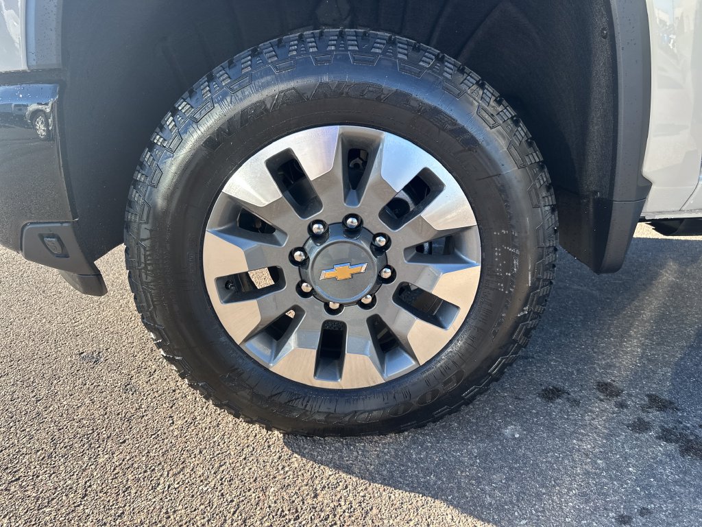 New 2026 Chevrolet Silverado 2500 Custom w/ Custom Value Package AWD/4WD image 26