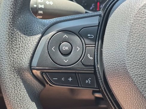 Used 2019 Toyota RAV4 LE w/ Carpet Mat Package FWD image 20
