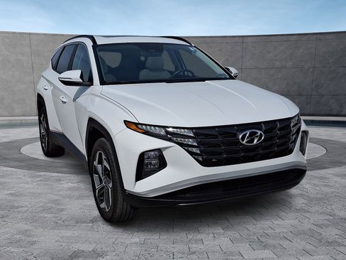 Certified 2023 Hyundai Tucson SEL w/ Convenience Package AWD/4WD image 2