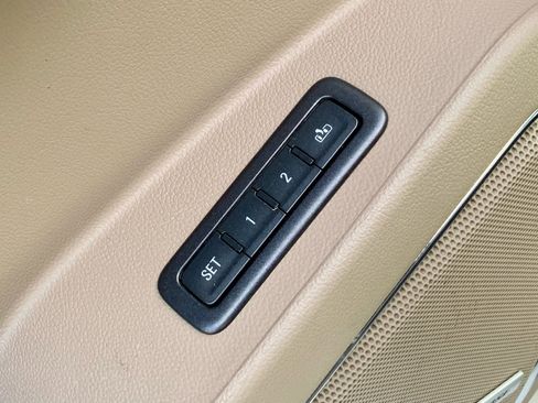 Used 2015 Chevrolet Tahoe LTZ image 46