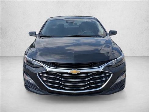 Used 2023 Chevrolet Malibu LT FWD image 2