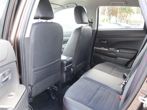 Used 2024 Mitsubishi Outlander Sport SE AWD/4WD image 27