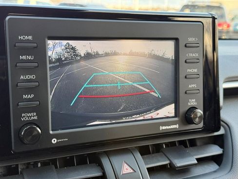 Certified 2022 Toyota RAV4 LE image 23