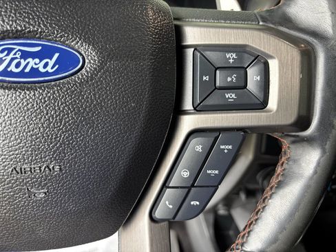 Used 2017 Ford F150 Raptor w/ Equipment Group 802A Luxury AWD/4WD image 18