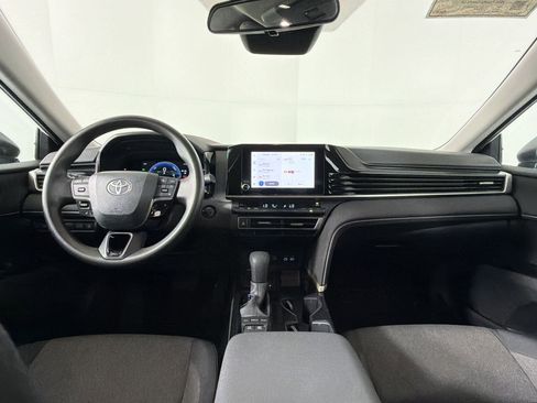 Used 2025 Toyota Camry LE FWD image 15