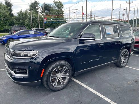 Used 2022 Jeep Grand Wagoneer Series I AWD/4WD image 2