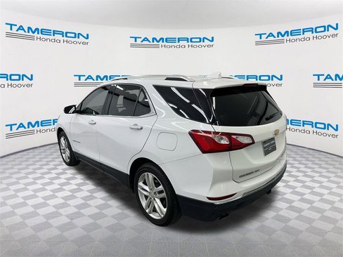 Used 2020 Chevrolet Equinox Premier image 3