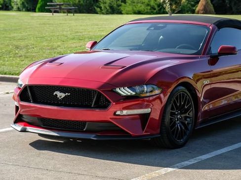 Used 2019 Ford Mustang GT Premium w/ GT Performance Package RWD image 7