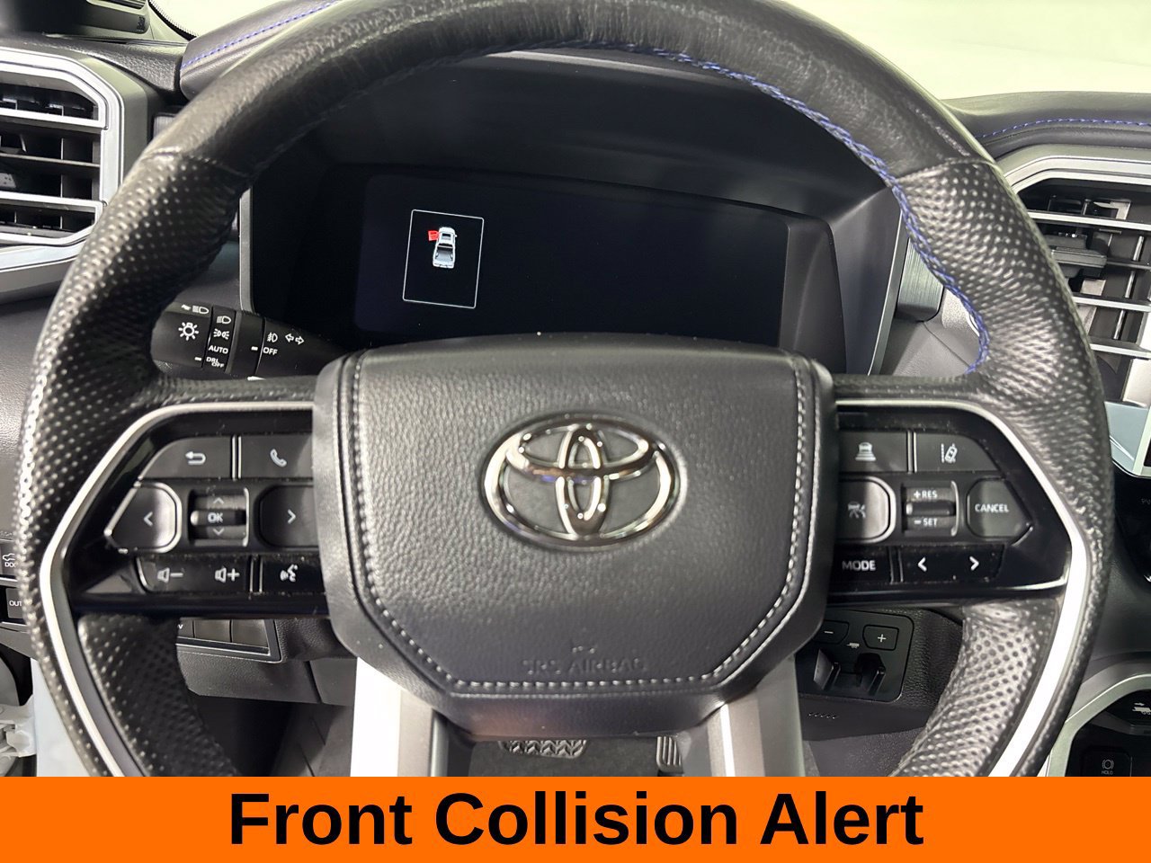 Used 2025 Toyota Tundra Platinum AWD/4WD image 18
