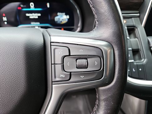 Used 2022 Chevrolet Tahoe Z71 w/ Z71 Off-Road Package image 16