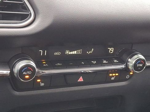 Used 2025 MAZDA CX-30 AWD 2.5 S w/ Premium Package image 17