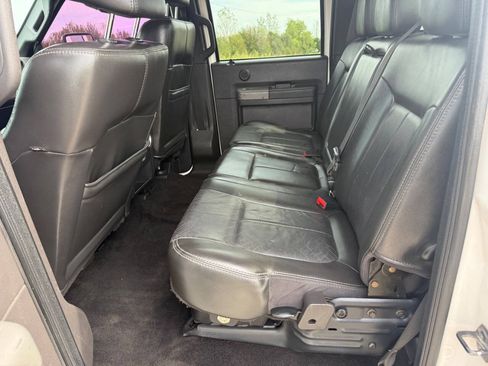 Used 2011 Ford F250 Lariat w/ Chrome Pkg AWD/4WD image 12