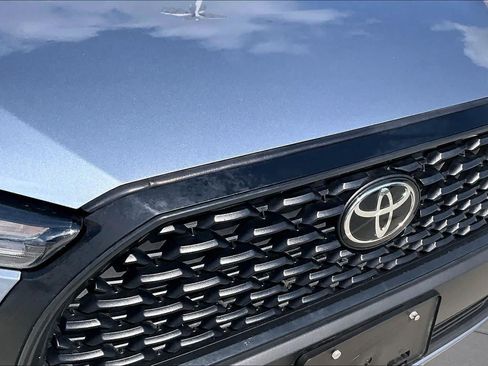 Used 2023 Toyota Corolla Cross LE FWD image 28