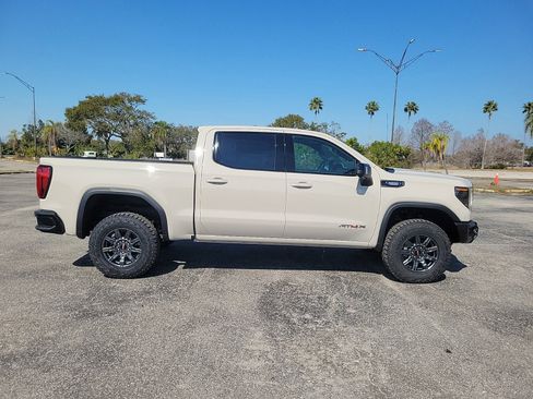 New 2026 GMC Sierra 1500 AT4X image 4