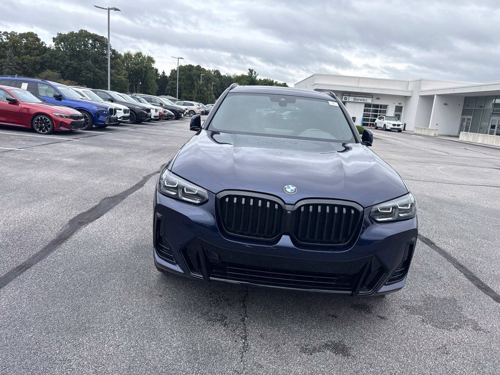 Certified 2023 BMW X3 xDrive30i w/ M Sport Package AWD/4WD image 2