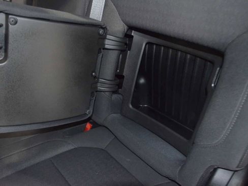 Used 2021 Chevrolet Silverado 1500 RST w/ Z71 Off-Road Package image 17