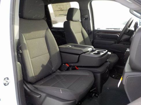 New 2026 GMC Sierra 3500 SLE image 25