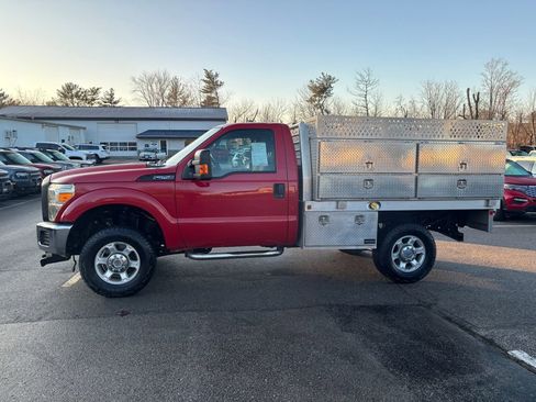 Used 2015 Ford F250 XL w/ Power Equipment Group image 8