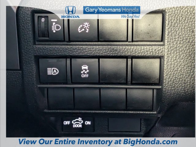 Used 2025 Toyota Tacoma TRD Sport AWD/4WD image 26