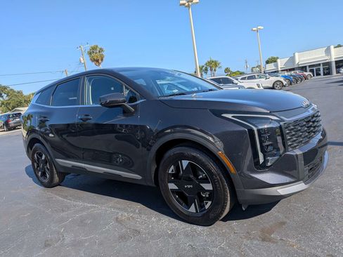 Certified 2026 Kia Sportage LX FWD image 1