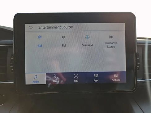 Used 2021 Ford Explorer XLT w/ Equipment Group 202A image 28