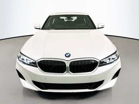 Used 2025 BMW 330i Sedan w/ Convenience Package image 2