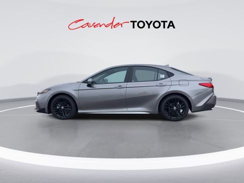 Certified 2026 Toyota Camry SE image 5