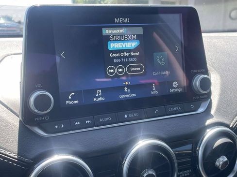 Used 2024 Nissan Sentra SV FWD image 15