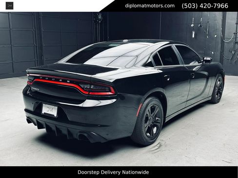 Used 2015 Dodge Charger SE w/ Popular Equipment Group RWD image 7