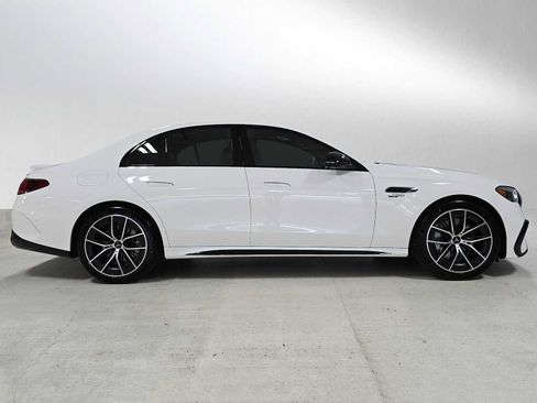 New 2026 Mercedes-Benz E 53 AMG e 4MATIC Sedan image 2