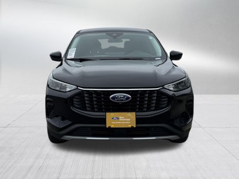 Certified 2023 Ford Escape Active w/ Tech Pack #2 AWD/4WD image 2