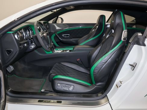 Used 2015 Bentley Continental GT3-R AWD/4WD image 12