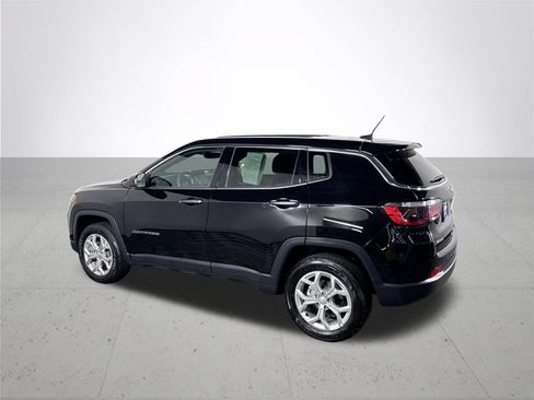 Certified 2024 Jeep Compass Sport AWD/4WD image 9