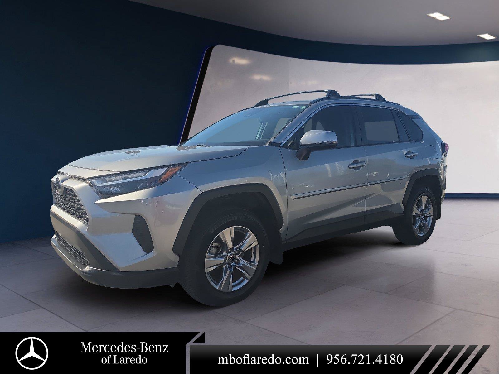 Used 2023 Toyota RAV4 XLE w/ Convenience Package FWD image 1
