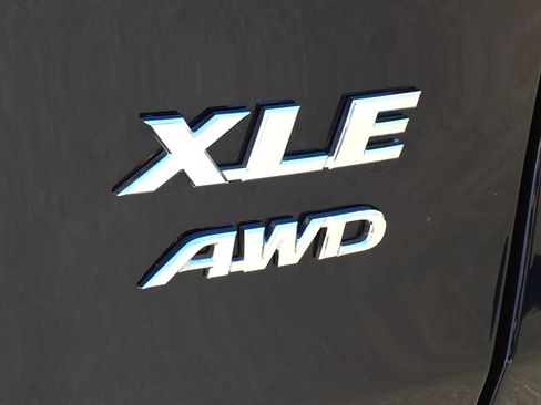 Used 2025 Toyota RAV4 XLE Premium w/ Weather Package AWD/4WD image 6