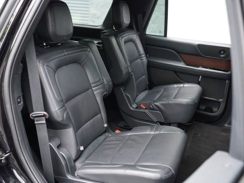 Used 2023 Lincoln Navigator Reserve RWD image 27