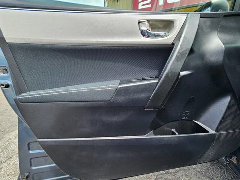 Used 2016 Toyota Corolla LE FWD image 13