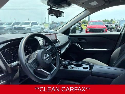 Used 2024 Nissan Rogue S AWD/4WD image 8