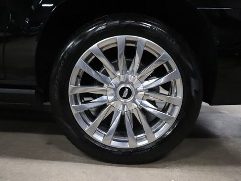 Used 2022 Cadillac Escalade ESV Premium Luxury w/ Performance Package image 36