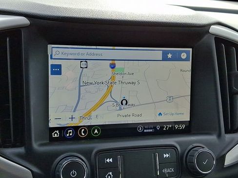 Used 2022 GMC Terrain SLE w/ Driver Convenience Package image 16