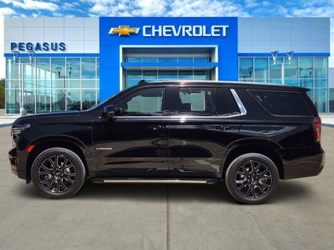 Certified 2023 Chevrolet Tahoe LT w/ LT Signature Plus Package AWD/4WD image 3