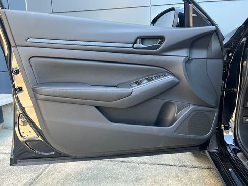 New 2026 Nissan Altima 2.5 SV FWD image 10