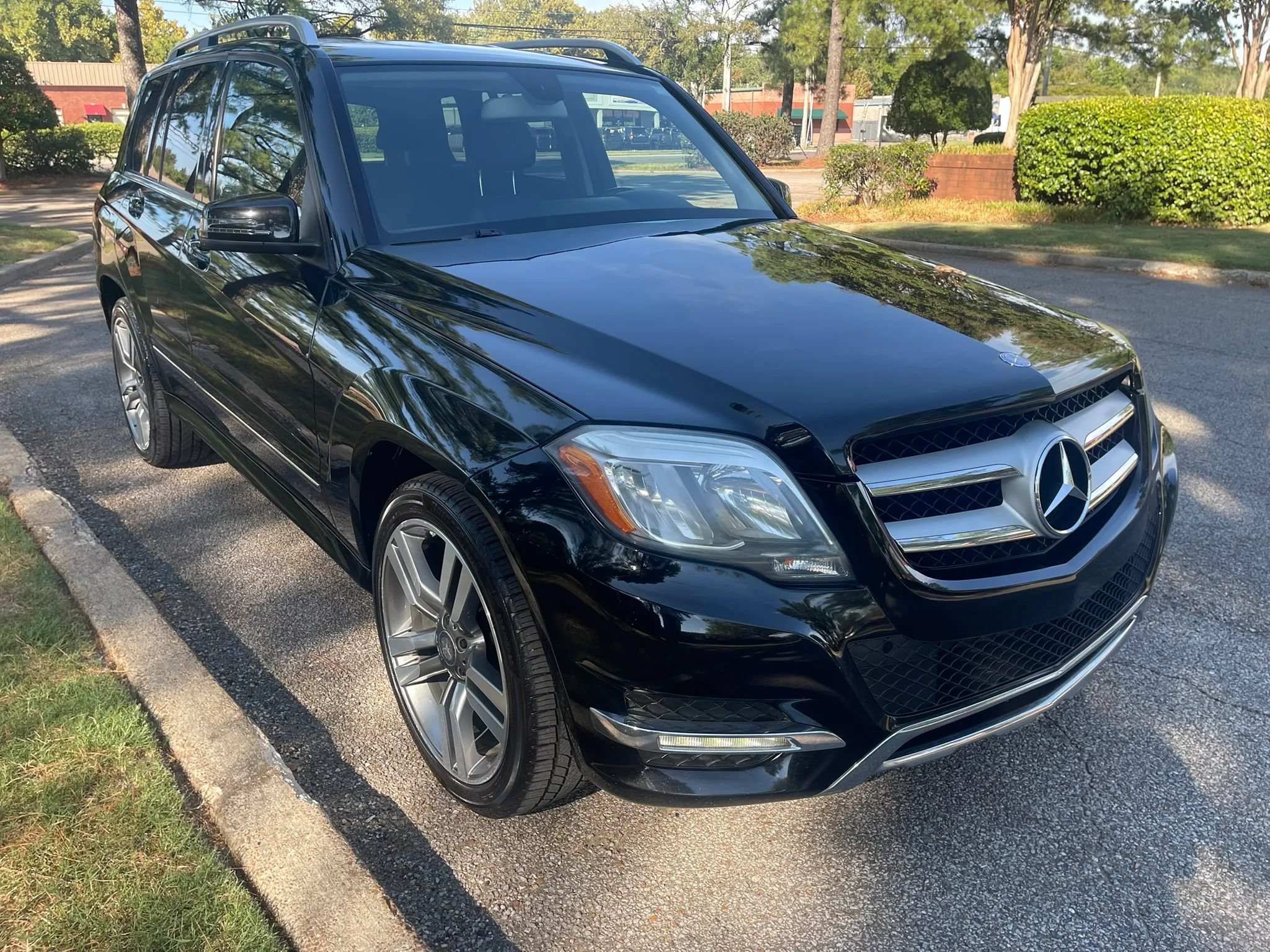 Used 2015 Mercedes-Benz GLK 350 4MATIC image 7